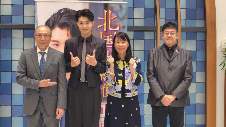 　（左から）大谷明裕氏、亜蘭、円香乃氏、伊戸のりお氏