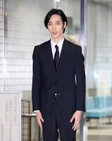 　保釈されて謝罪する清水尋也被告（撮影・石井剣太郎）