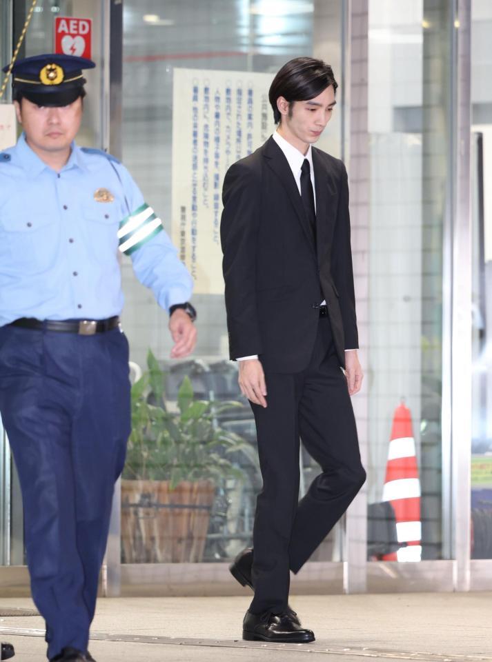 　保釈される清水尋也被告