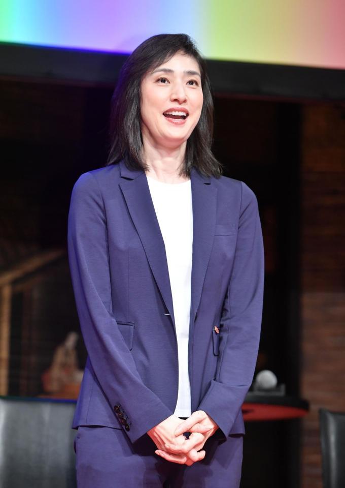 　イベントに登場した天海祐希（撮影・開出牧）