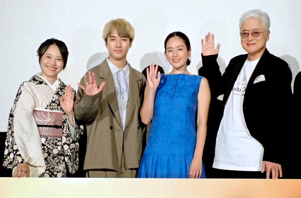 　（左から）林田麻里、福山翔大、筧美和子、陣内孝則