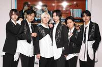 　ポーズを決めるル・クール（撮影・吉澤敬太）