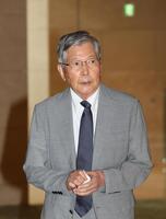 　偲ぶ会に出席した羽佐間道夫（撮影・佐々木彰尚）