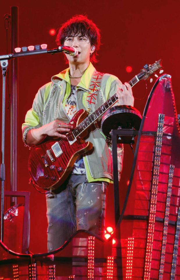 　熱唱する北山宏光©ＴＯＢＥ　Ｃｏ．，　Ｌｔｄ．