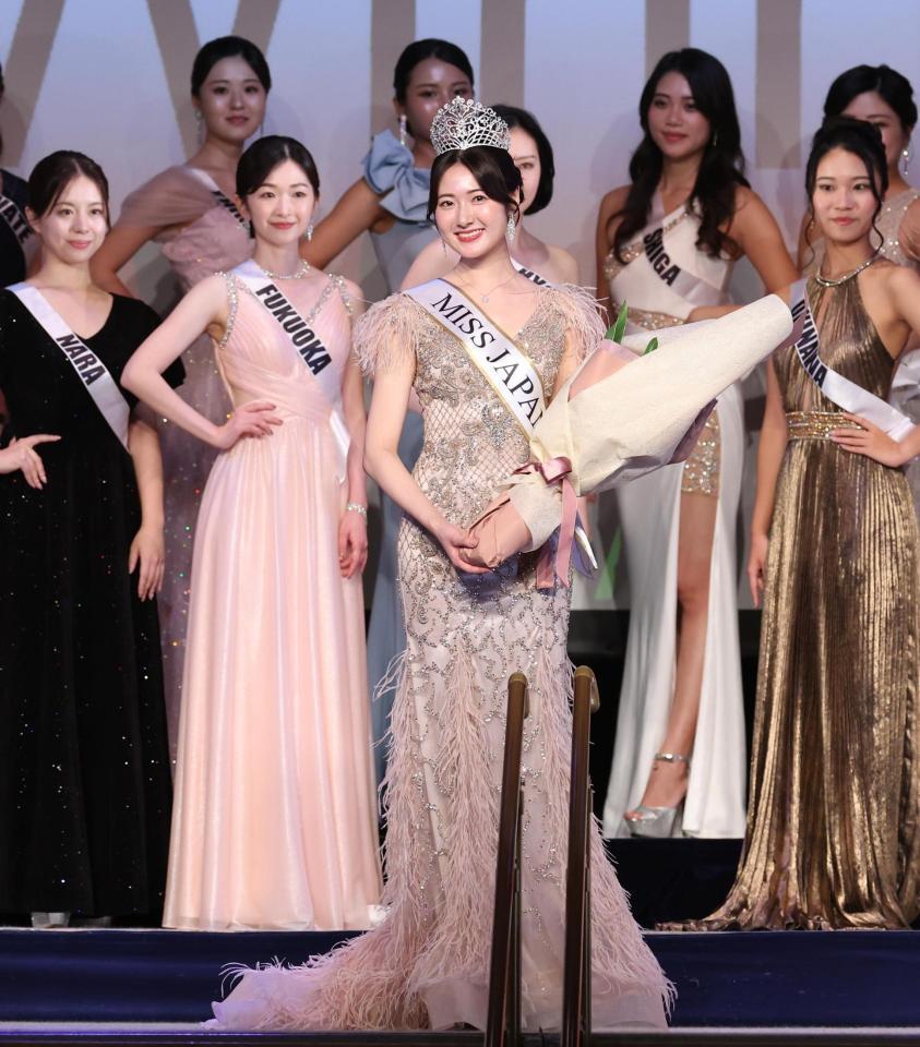 　ＭＩＳＳ　ＪＡＰＡＮに輝いた仲道真理子さん（撮影・佐々木彰尚）