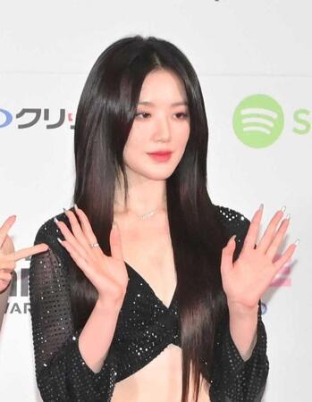 ｉ-ｄｌｅ　シュファ　ＳＮＳで公開した写真に元メンバーの手？「タトゥーが同じ」ファンの間で賛否