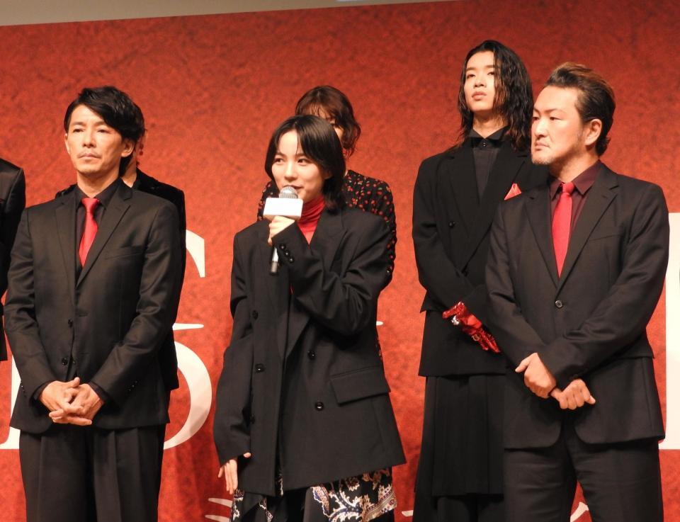 　プレミアイベントに登壇した（左から）藤木直人、のん、森愁斗、中村獅童