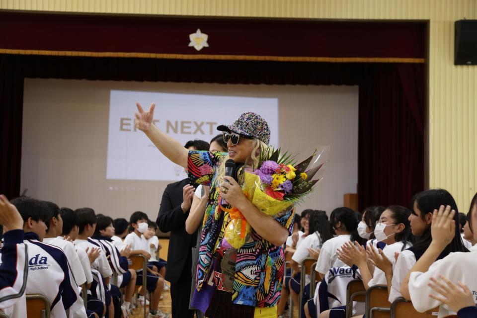 　イベントに出席したＤＪ　ＫＯＯ