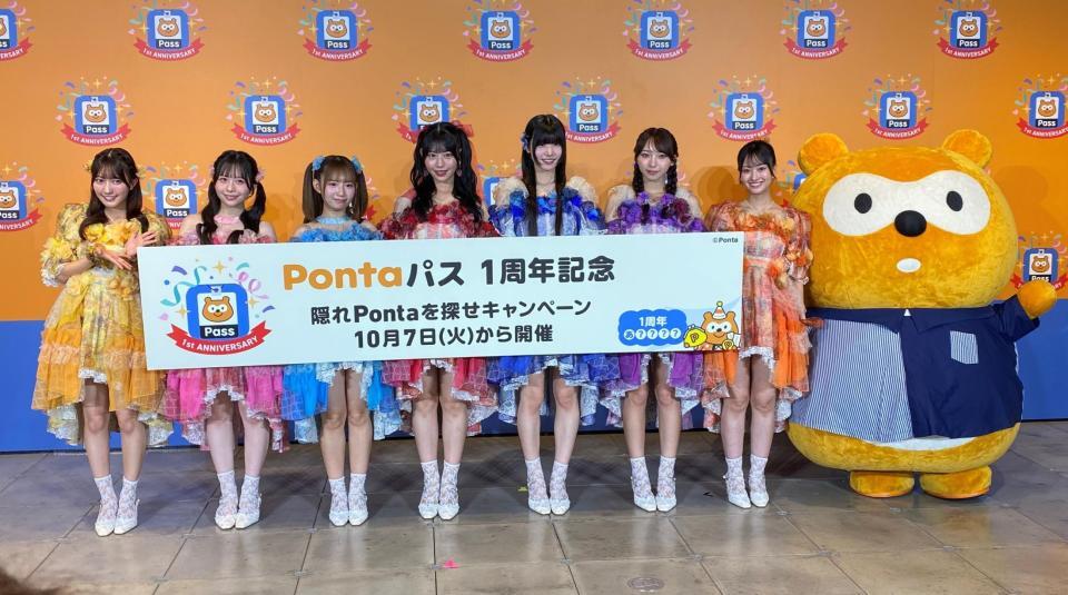 　イベントに登壇した（左から）ＳＷＥＥＴ　ＳＴＥＡＤＹの山内咲奈、栗田なつか、音井結衣、白石まゆみ、奥田彩友、塩川莉世、庄司なぎさ