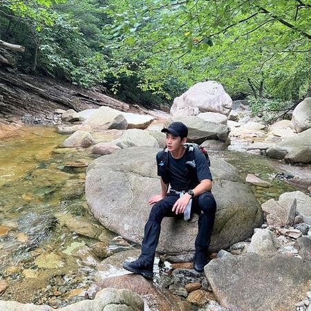 　キム・スヒョンの公式インスタグラム＠ｓｏｏｈｙｕｎ＿ｋ２１６より　ＹｏｕＴｕｂｅ「芸能界　影の大統領イ・ジンホ」で近況とともに紹介された写真