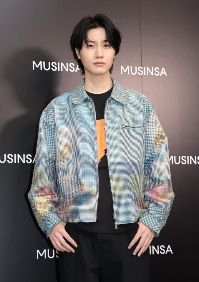 　ポップアップストアに登場した桜田通（撮影・西岡正）