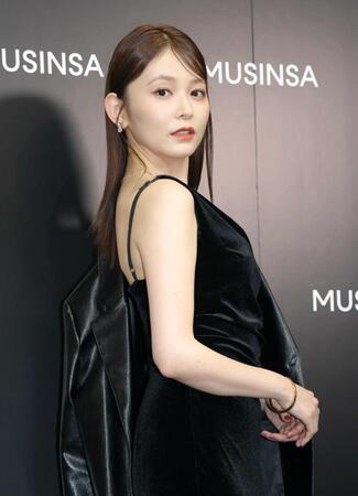 　ポップアップストアに登場した久間田琳加（撮影・西岡正）