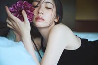 　小芝風花カレンダー２０２６「Ｆｌｏｗｅｒ」（２０２５年１２月１２日発売）（Ｃ）マガジンハウス