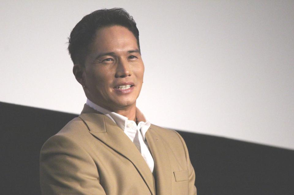 　舞台あいさつに登壇した市原隼人