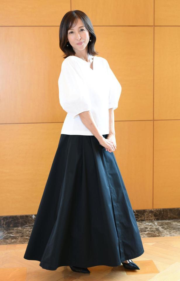 　２７年ぶりの写真集を発売する“伝説のグラビアクイーン”かとうれいこ（撮影・伊藤笙子）