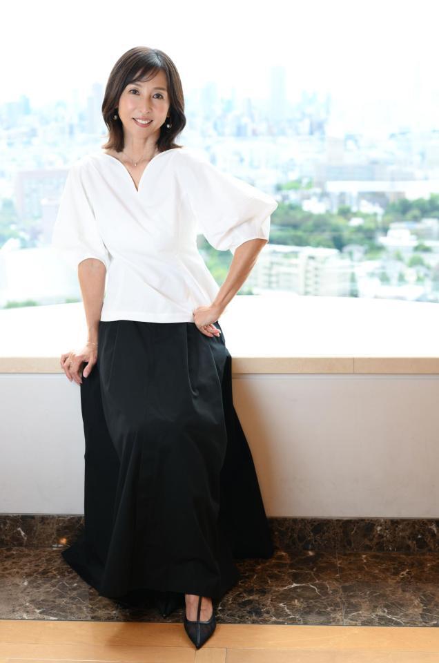 　２７年ぶりの写真集を発売する“伝説のグラビアクイーン”かとうれいこ（撮影・伊藤笙子）