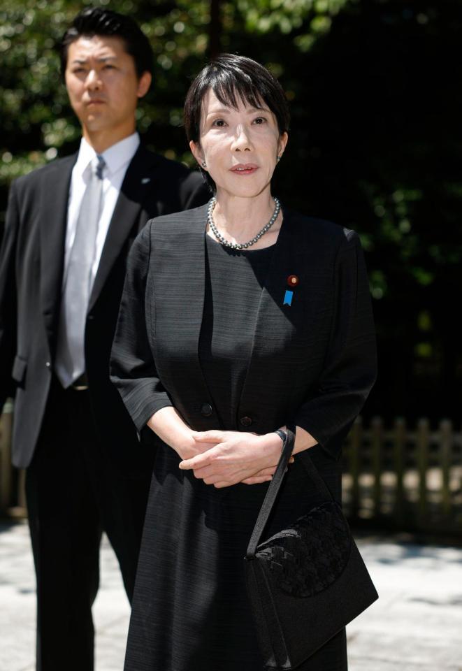 　終戦の日に靖国神社を参拝した高市早苗氏＝８月15日