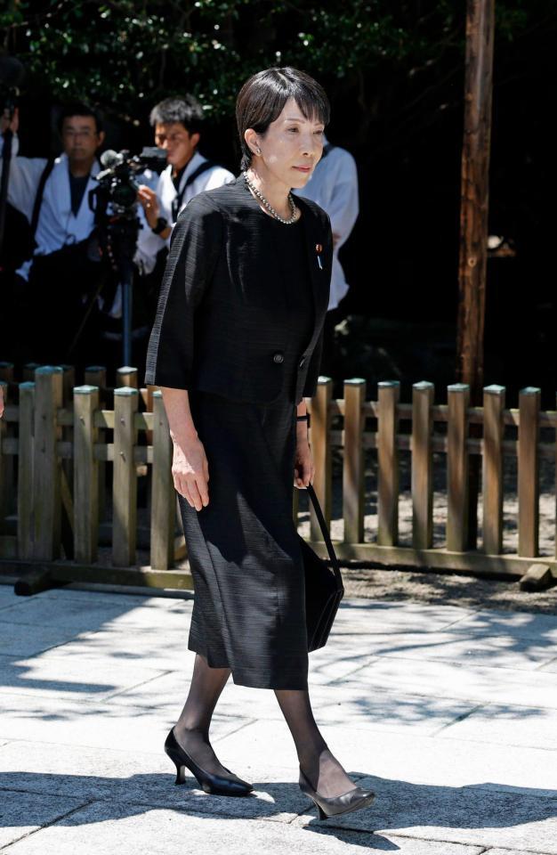 　終戦の日に靖国神社を参拝した高市早苗氏＝８月15日