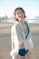 　２７年ぶりの写真集をオーストラリアで撮影したかとうれいこ（©三宮幹史／講談社）