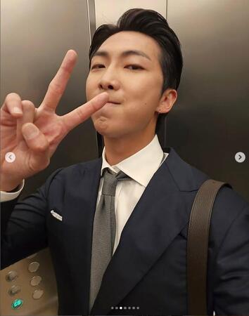 　ＢＴＳ・ＲＭの公式インスタグラム＠ｒｋｉｖｅより