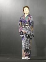 　着物姿の仁科亜季子