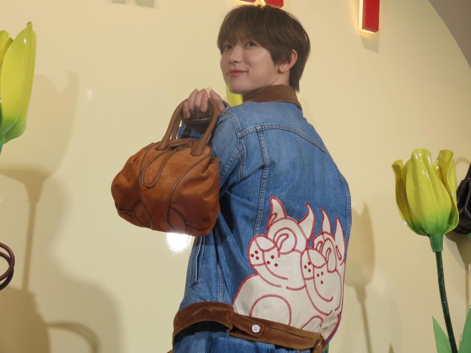 　「ＭＡＲＮＩ　ＰＬＡＹＦＵＬ　ＢＬＯＯＭ　ＰＯＰＵＰ」レセプションに出席したＴｒａｖｉｓ　Ｊａｐａｎ・七五三掛龍也