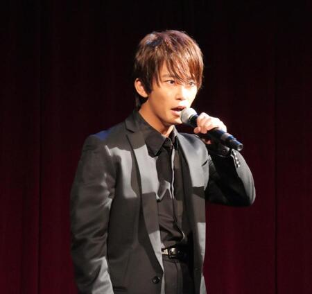 　劇中歌を熱唱する加藤清史郎