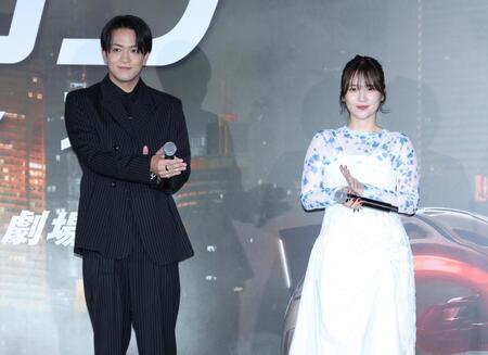 　夫婦で登壇した石川界人、内田真礼（撮影・金田祐二）