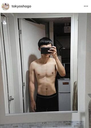 東京ホテイソン・ショーゴのインスタグラム（ｔｏｋｙｏｓｈｏｇｏ）より　３年前の４８キロ時代