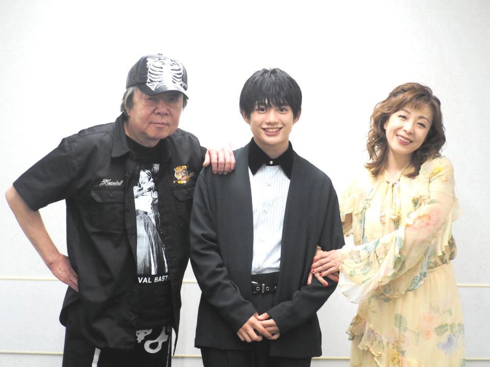 AmBitious・真弓孟之 名俳優の「手下」入りに恐縮「頭が