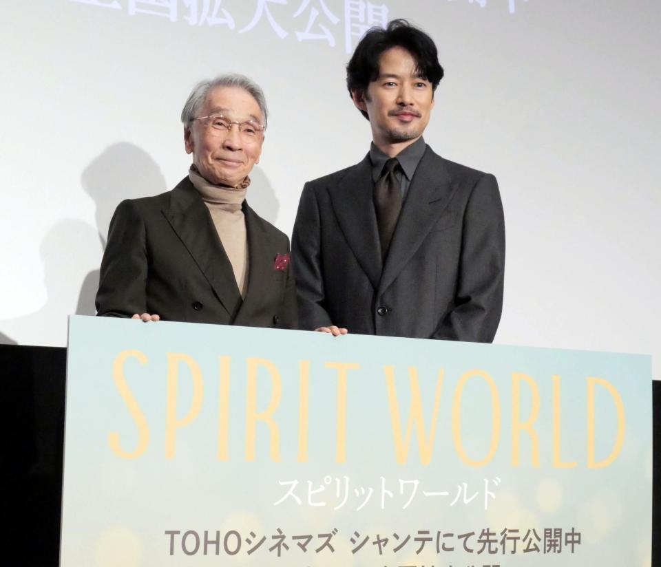 　イベントに出席した堺正章（左）と竹野内豊