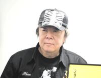 　「一富士茄子牛焦げルギー」取材会に出席した古田新太