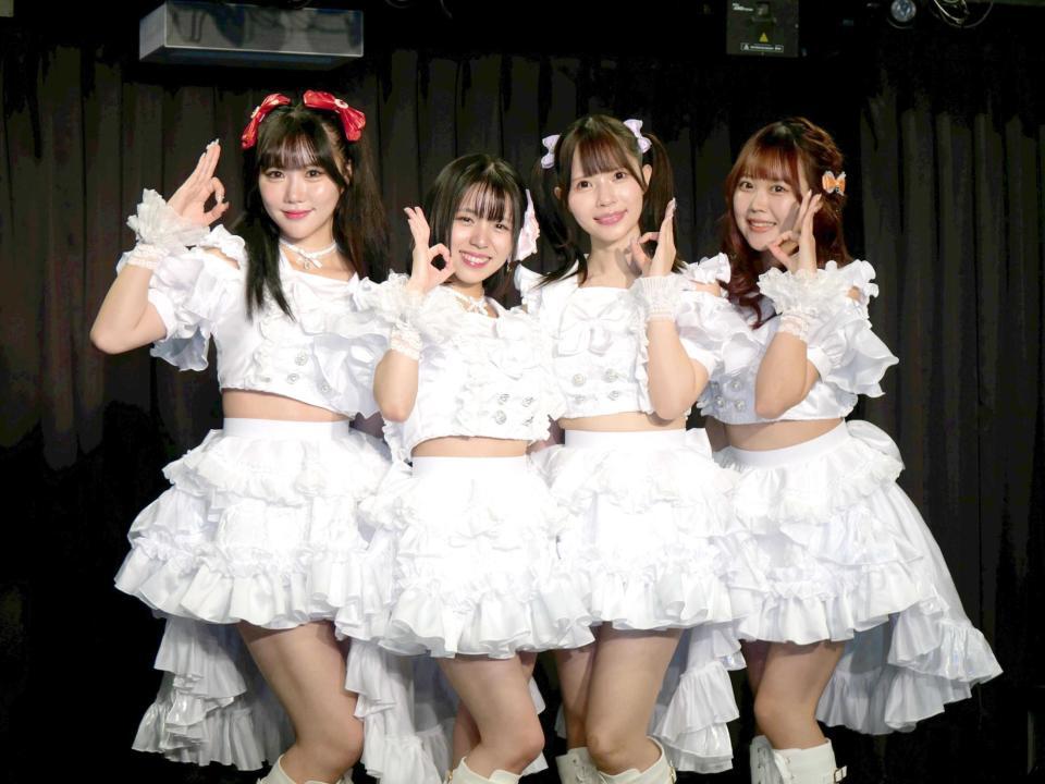 　Ｏｔｏｍｅｒｉａの（左から）もも、ｓｏａ、叶奏まりの、かえで