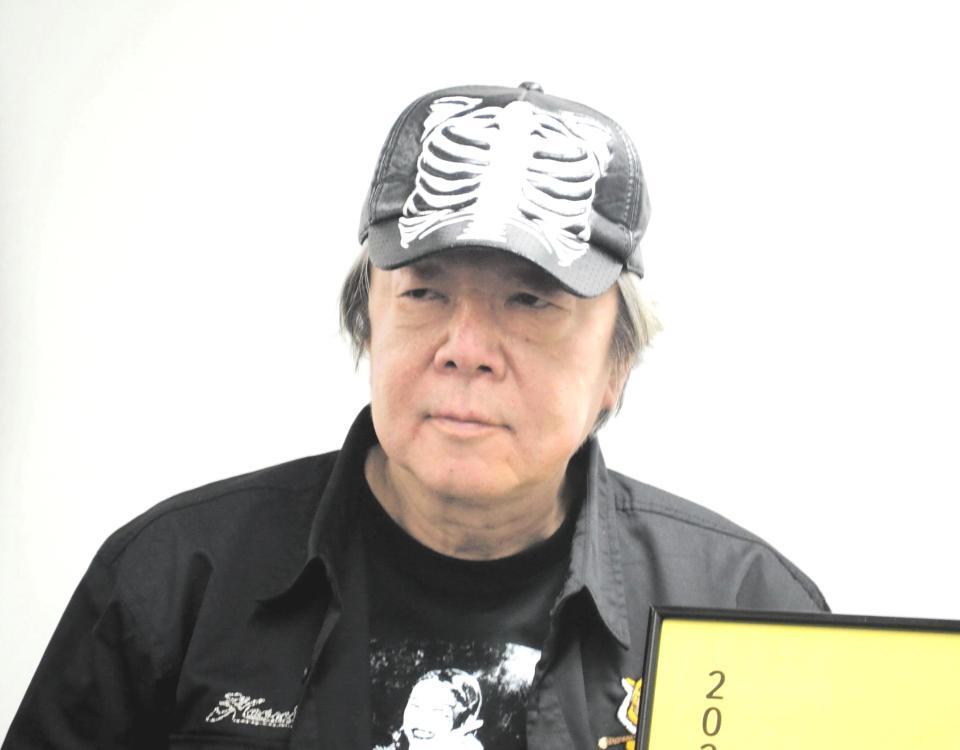 　「一富士茄子牛焦げルギー」取材会に出席した古田新太