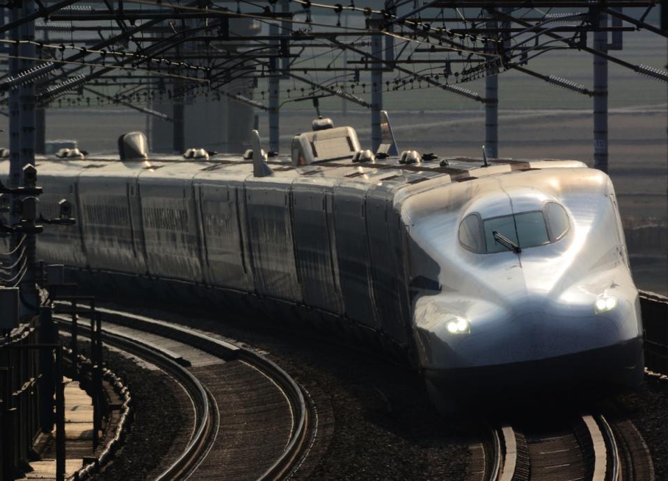 　ＪＲ東日本がＳｉｘＴＯＮＥＳの楽曲を用いた発車メロディーを中止することを発表　※写真はイメージです（i_moppet／stock.adobe.com）