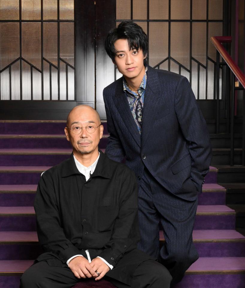 　映画「おーい、応為」でタッグを組んだ高橋海人（右）と大森立嗣監督（撮影・伊藤笙子）