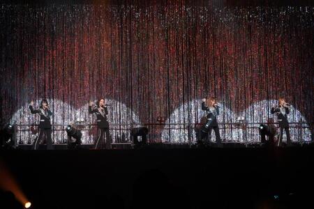 　凱旋公演を行ったＭＡＸの（左から）ＭＩＮＡ、ＮＡＮＡ、ＬＩＮＡ、ＲＥＩＮＡ