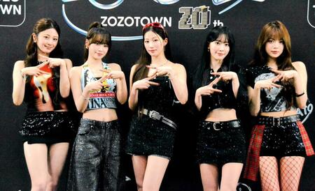 　「ＺＯＺＯＦＥＳ」に登場したＬＥ　ＳＳＥＲＡＦＩＭ（左から）ＨＵＨ　ＹＵＮＪＩＮ、ＫＩＭ　ＣＨＡＥＷＯＮ、ＫＡＺＵＨＡ、ＳＡＫＵＲＡ、ＨＯＮＧ　ＥＵＮＣＨＡＥ