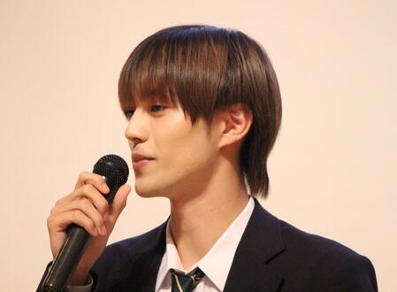 　原作に近づけた簡秀吉のフェイスライン