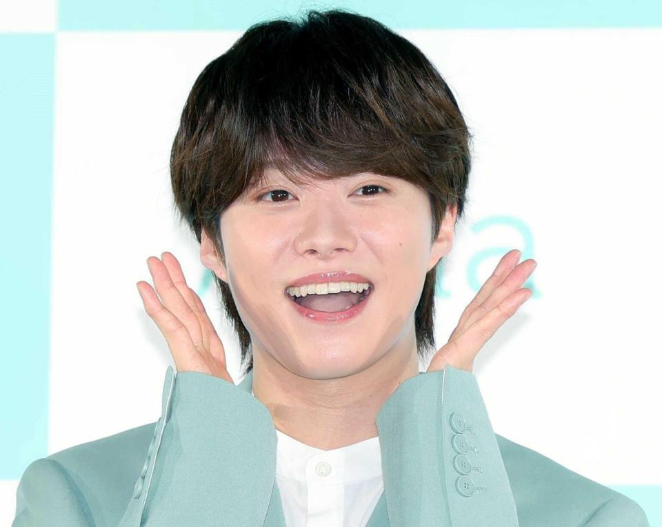 　美肌を披露する大橋和也（撮影・吉澤敬太）