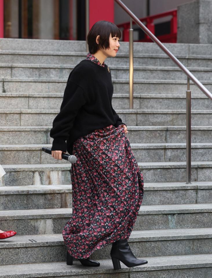 　ヒット祈願を行った杉咲花（撮影・石井剣太郎）