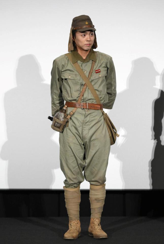 　サプライズ登場した小野塚勇人（撮影・堀内翔）