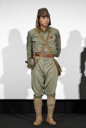 　サプライズ登場した小野塚勇人（撮影・堀内翔）