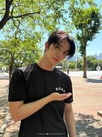 　元ＣＩＸ・ベ・ジニョンの公式インスタグラム＠ｘａｅｘｘｎｘｏｕｎｘより