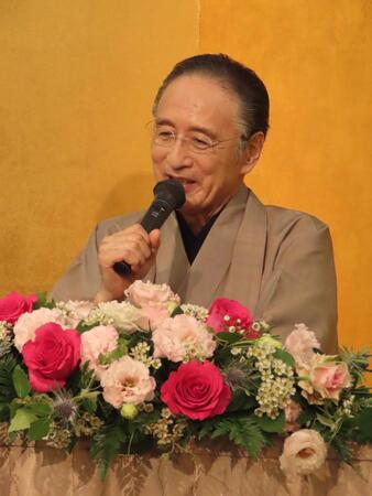 　会見に出席した片岡仁左衛門