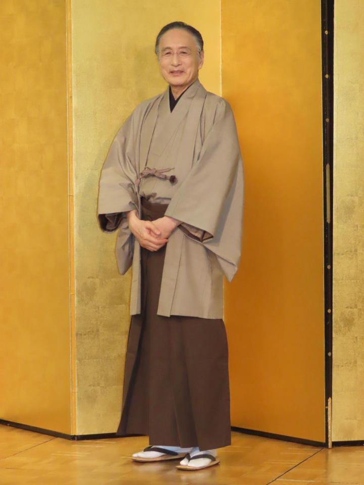 　会見に出席した片岡仁左衛門