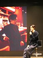 　お気に入りの写真を紹介する猪塚健太