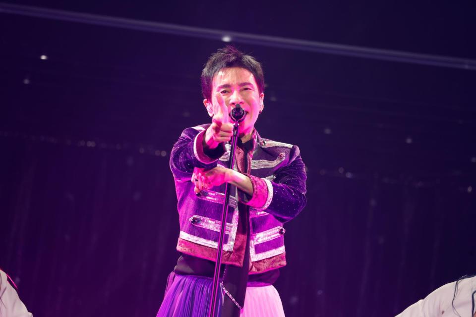 　ステージで躍動した郷ひろみ＝撮影：河村美貴（田中聖太郎写真事務所）