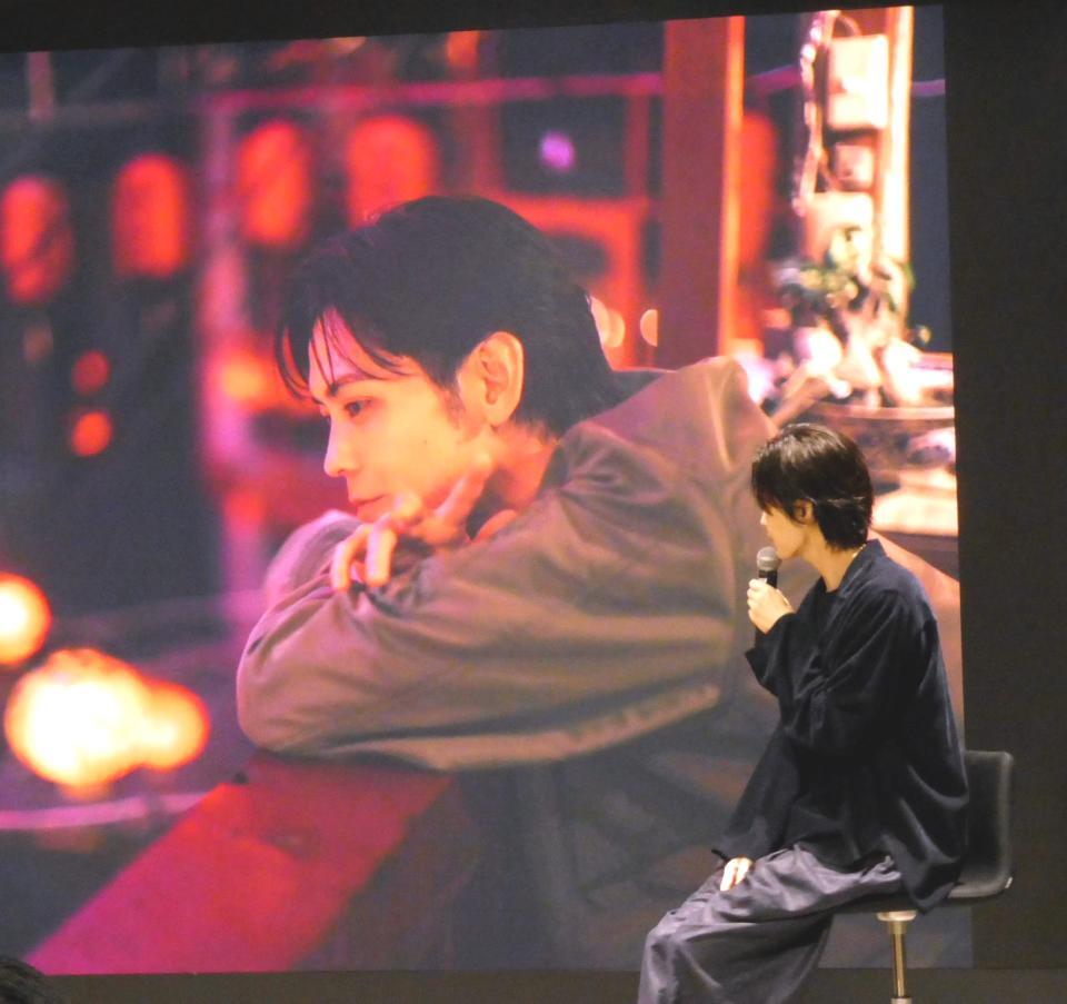 　お気に入りの写真を紹介する猪塚健太