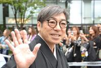 　「立川立飛歌舞伎特別公演」の開幕記念お披露目会に登場した市川中車